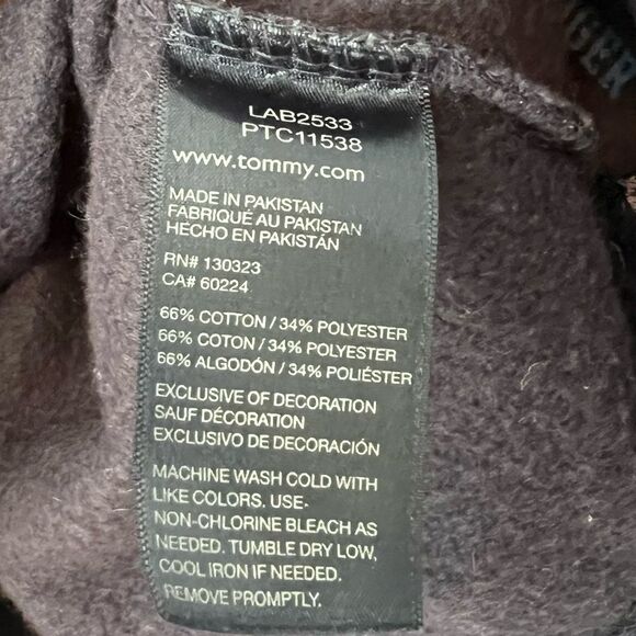 Tommy Hilfiger Girls Long Sleeve Logo Crewneck Sweatshirt - Picture 3 of 5